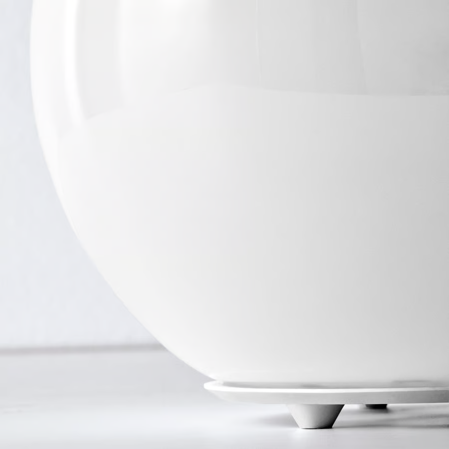 FARO Glass Globe Table Lamp - Image 4