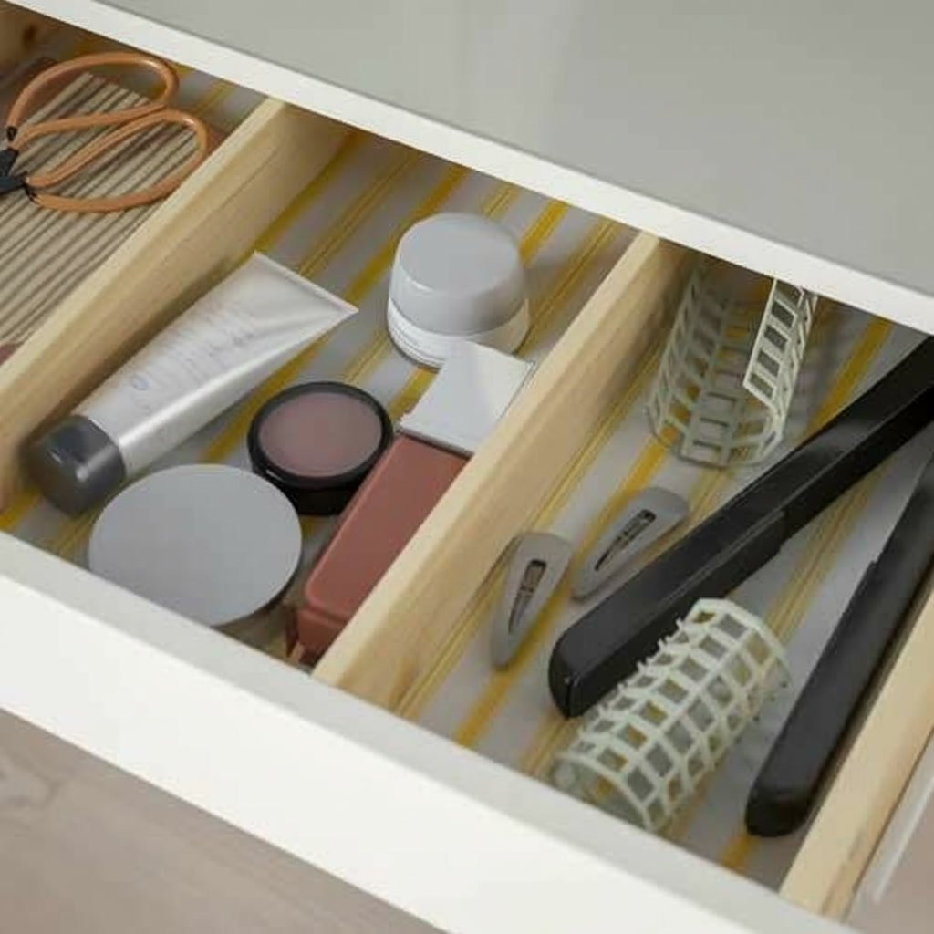 HEMSKA 2-Drawer Vanity Table - Image 4