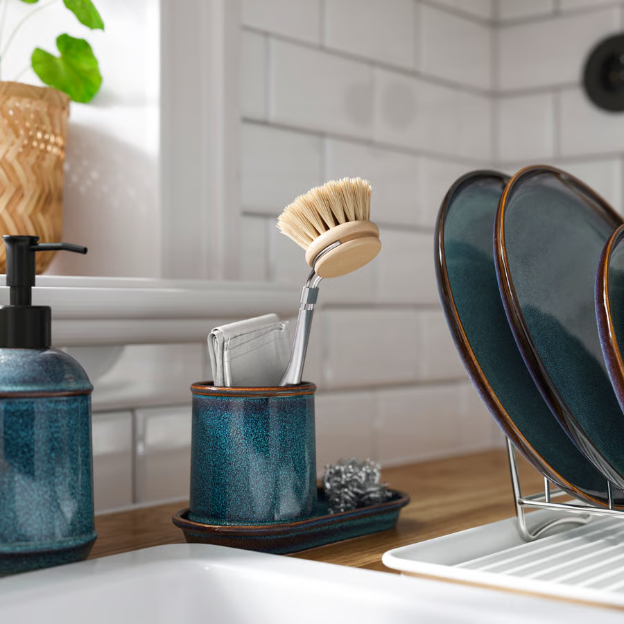 TVALVIK Bathroom Essentials Set - Image 2