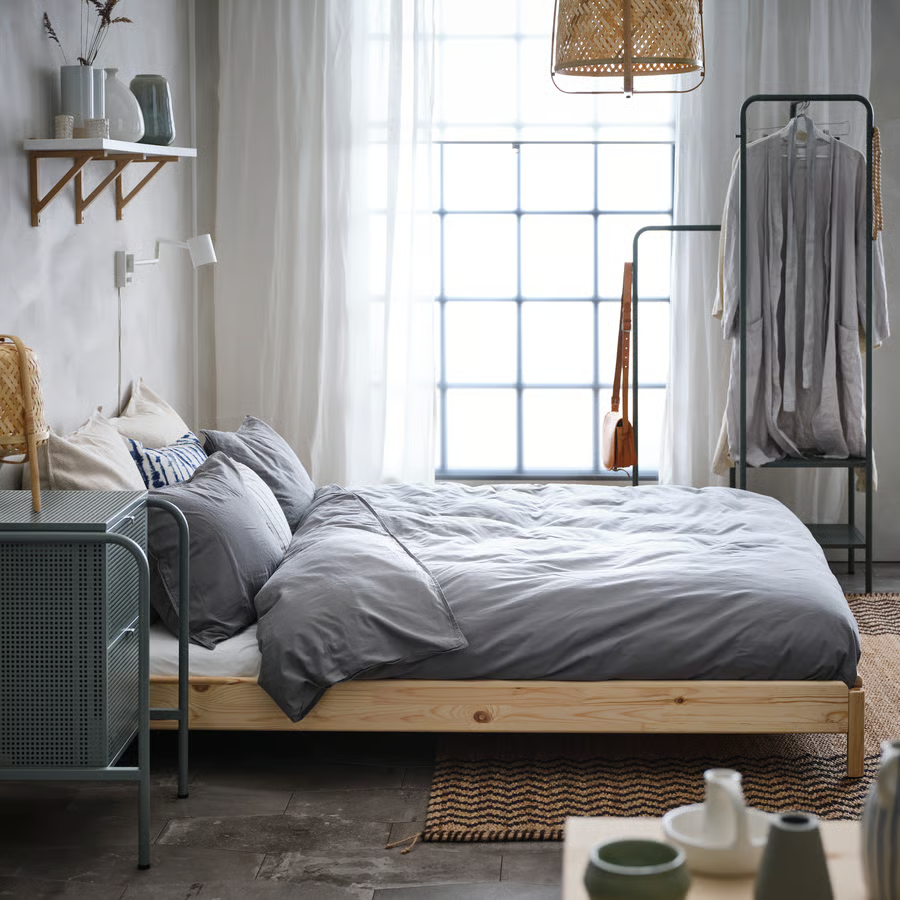 UTVIK Stackable Bed Frame - Image 3