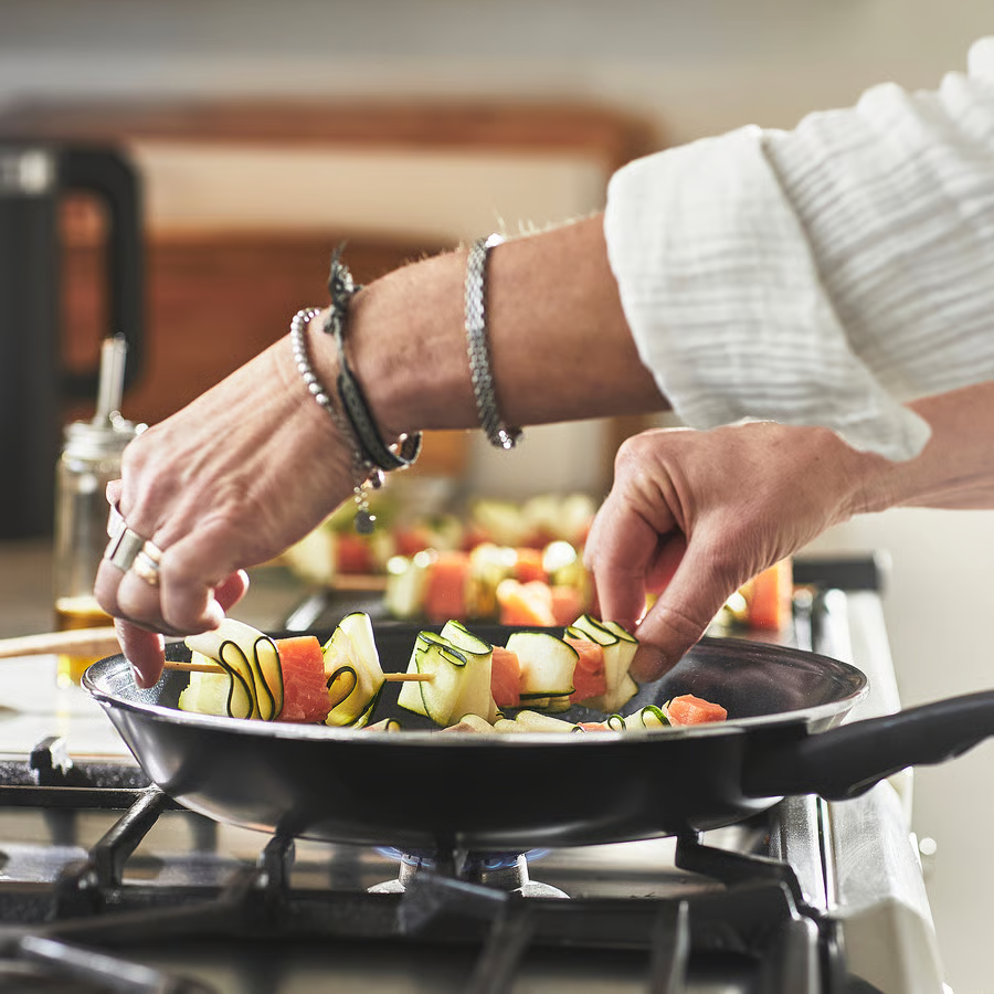 HEMVIK Non-Stick 28cm Frying Pan - Image 2